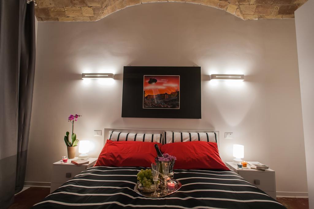 Chroma Italy - Chroma Trastevere Apartment